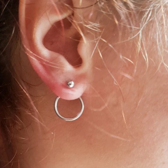 Minimalist Stud Hoop Earrings (Silver) - Picture 2 of 5